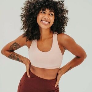 Senita Athletics Strappy Bra Blush Size Small